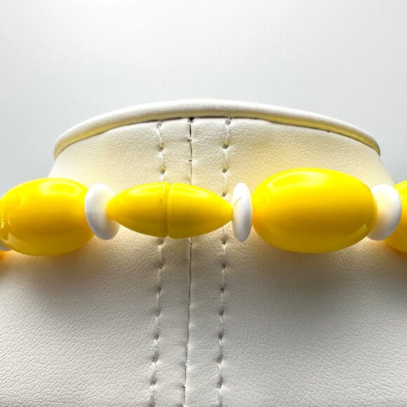 Vintage Avon Sunsations Two-Tone Beaded Necklace + Earrings — Collectible — EUC - Picture 3 of 9